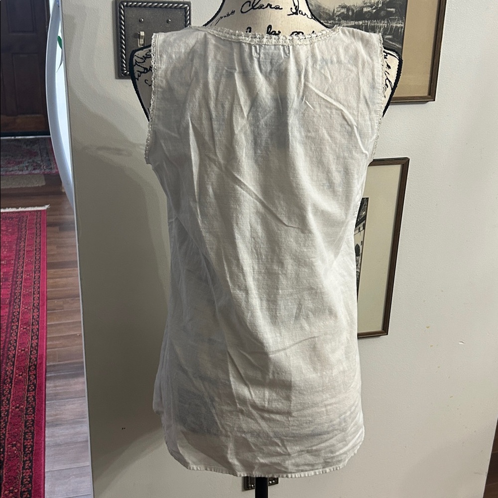 Eddie Bauer White Textured Tank Top 100% Cotton, Medium,  boho, cottagecore - Picture 2 of 7
